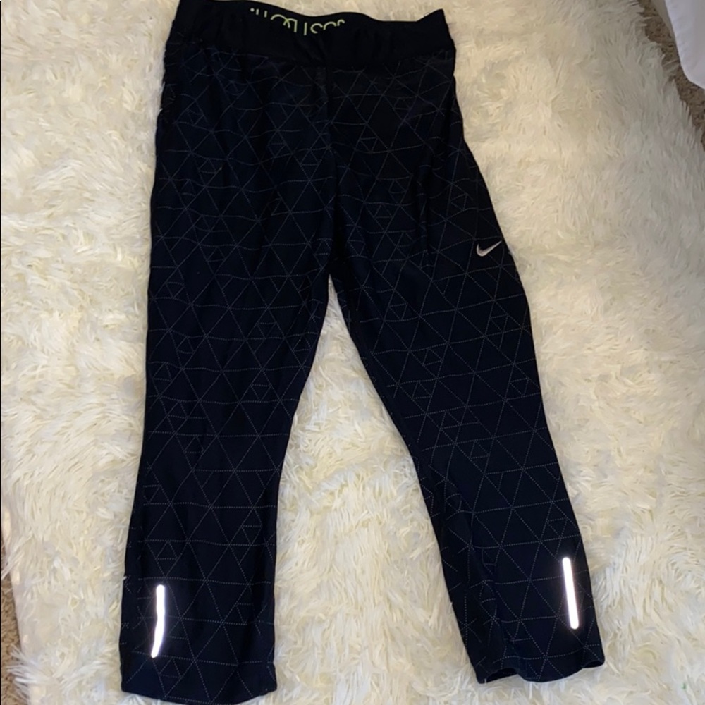 Women’s Nike Dry Fit Cropped leggings